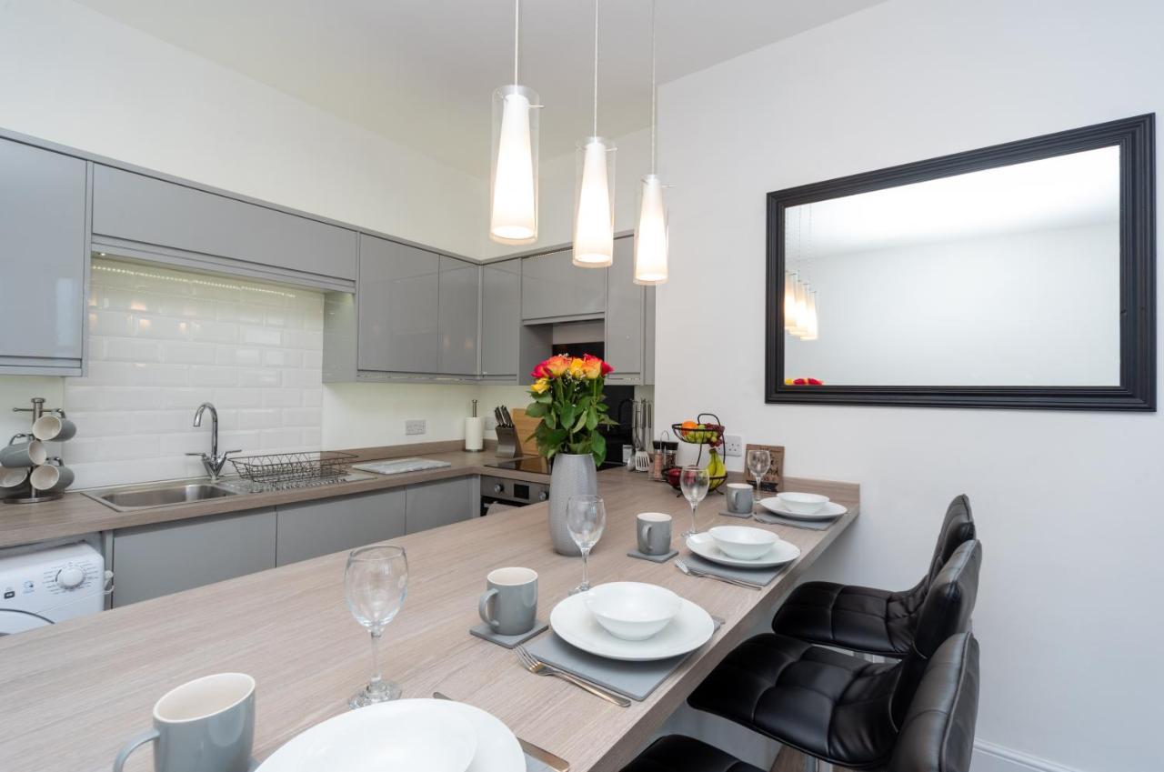 Sea Views Stunning 2 Bedroom Apartment # Lowestoft Eksteriør billede
