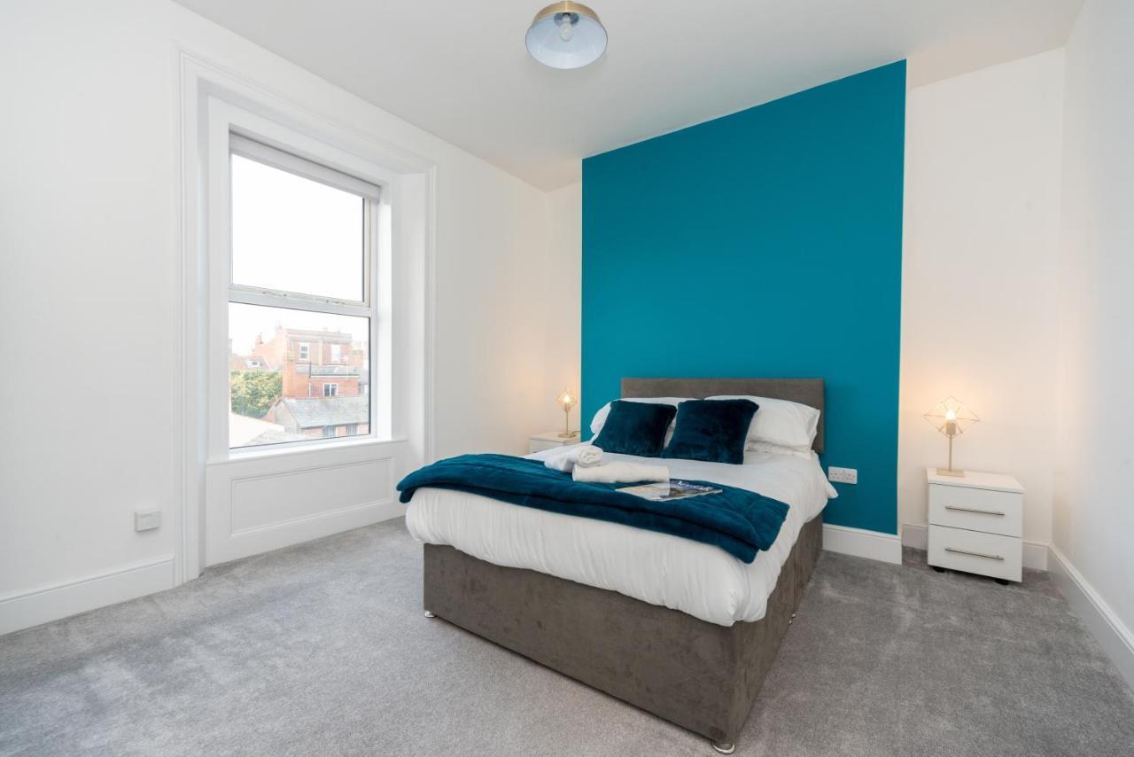 Sea Views Stunning 2 Bedroom Apartment # Lowestoft Eksteriør billede